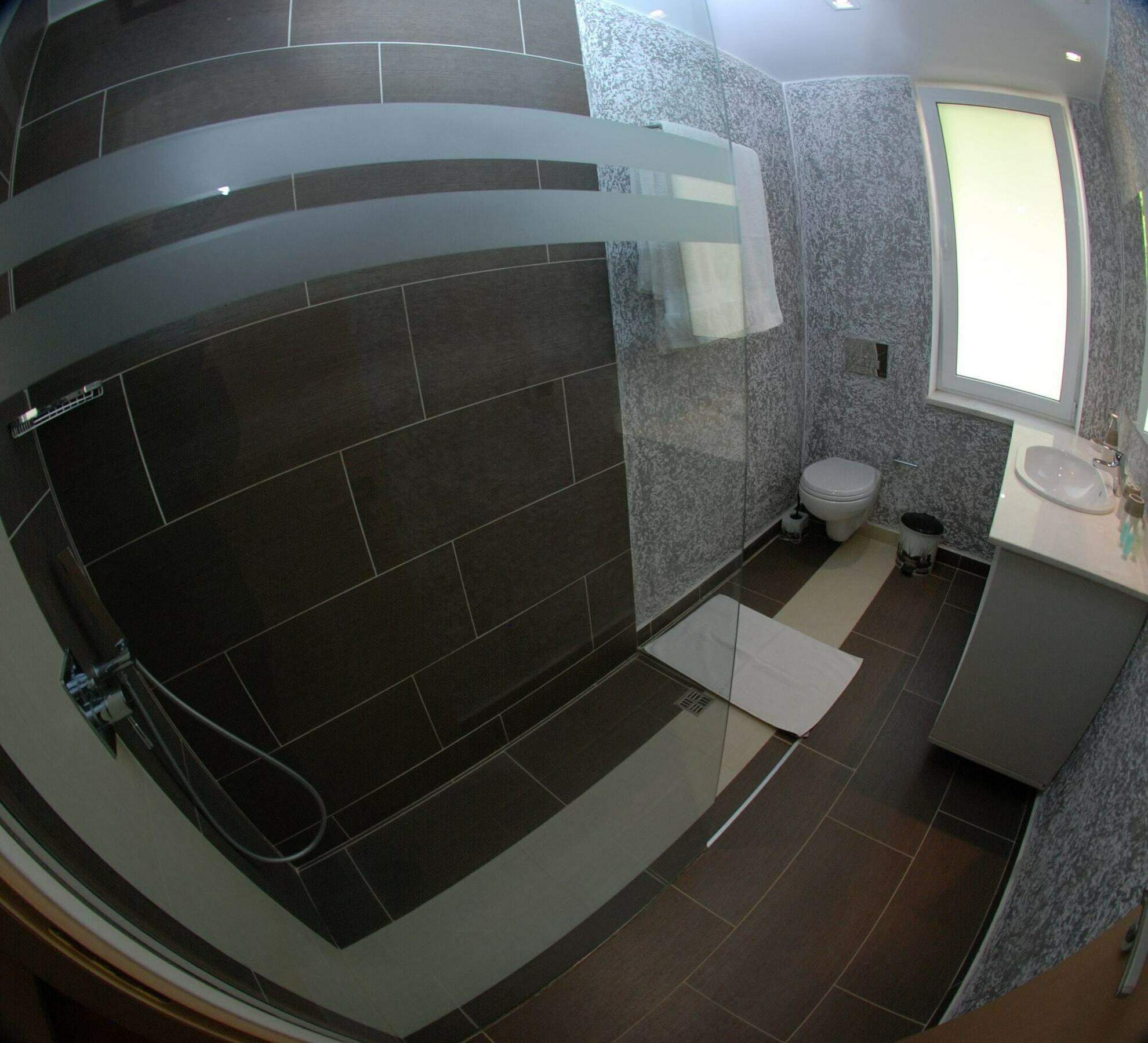 Nemesis Hotel Sarandë